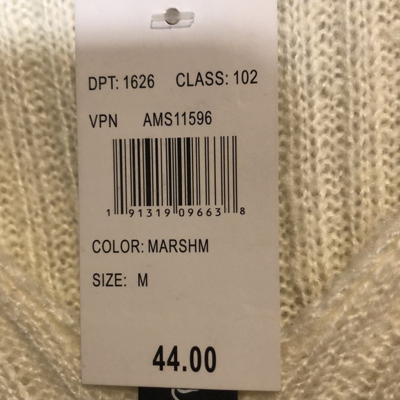 Alison and Andrews N.W.T. Medium L. Sleeve V Neck Pull Over Marshmallow Sweater - Picture 9 of 9